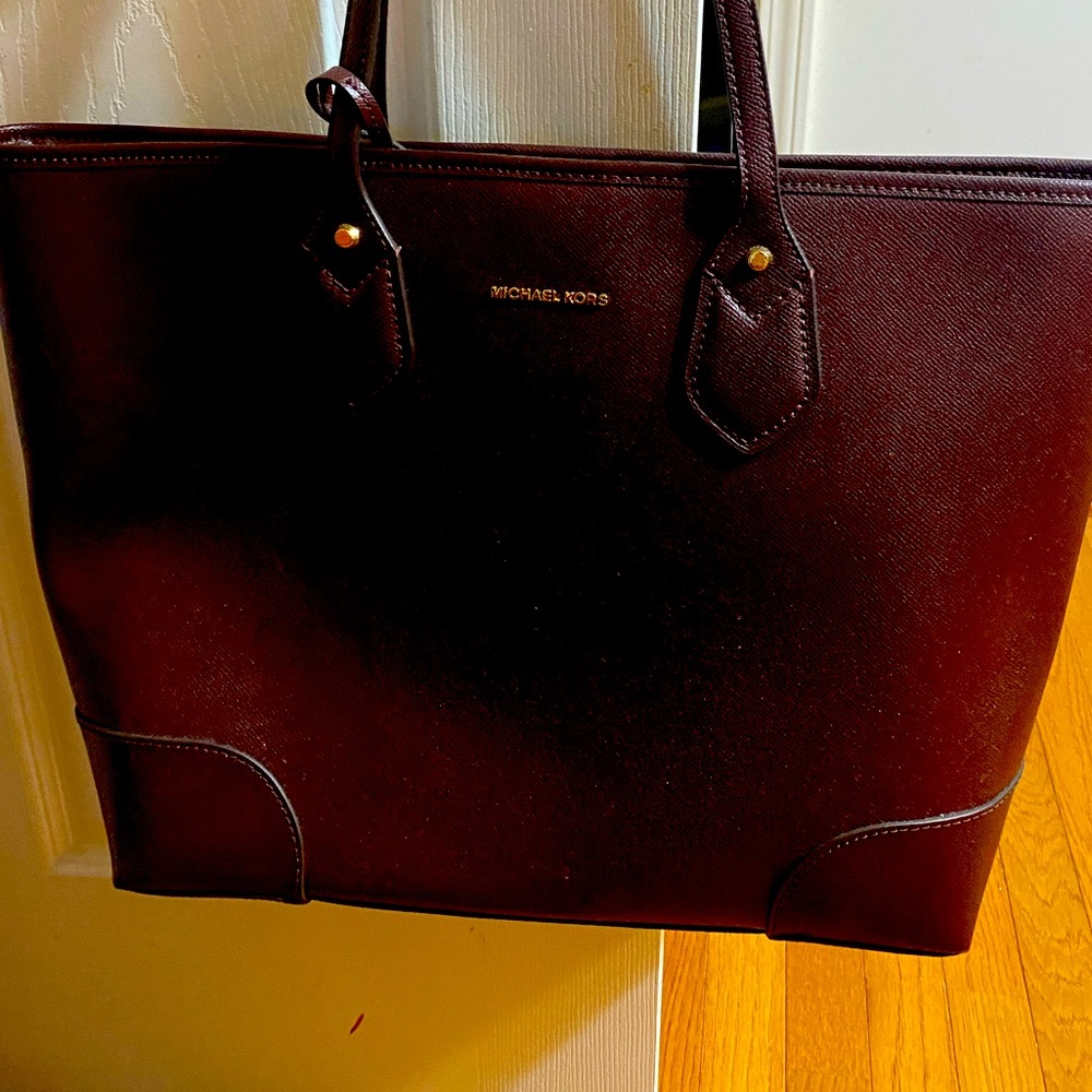 Michael Kors purse